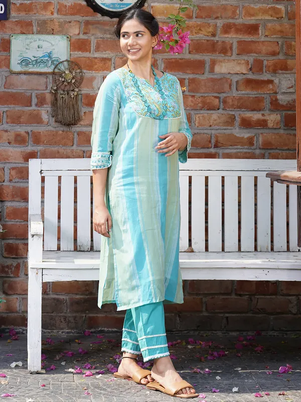 Blue_Green_Printed_Cotton_Kurta_Paired_With_Lace_Pant_and_Dupatta-_Set_of_3_-_XXL