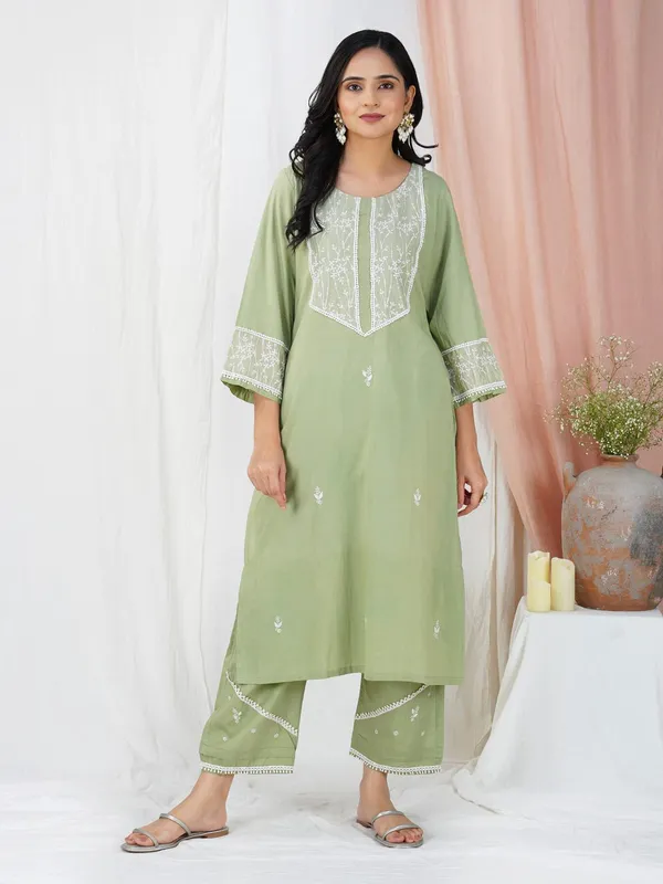 Olive_Green_Embroidered_Cotton_Kurta_Paired_With_Matching_Pant_-_XXL