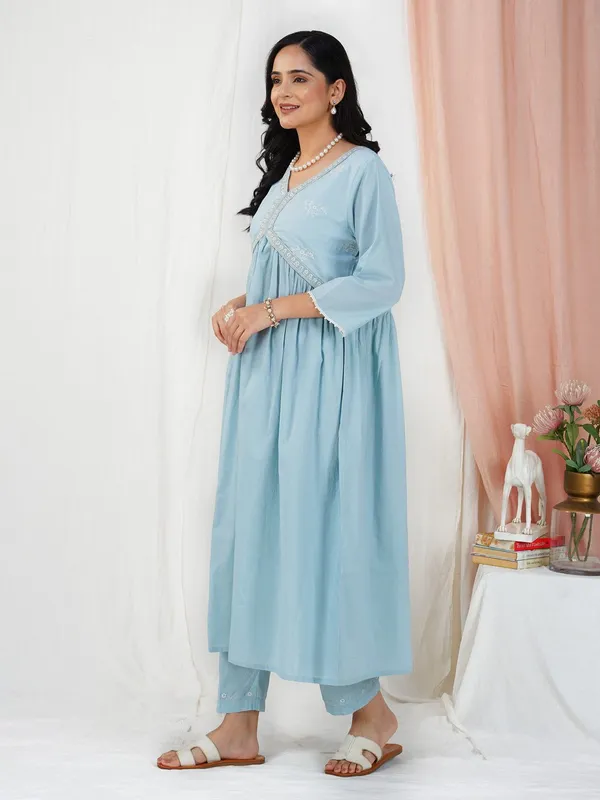 Sky_Blue_Embroidered_Cotton_Anarkali_Kurta_-_XXL