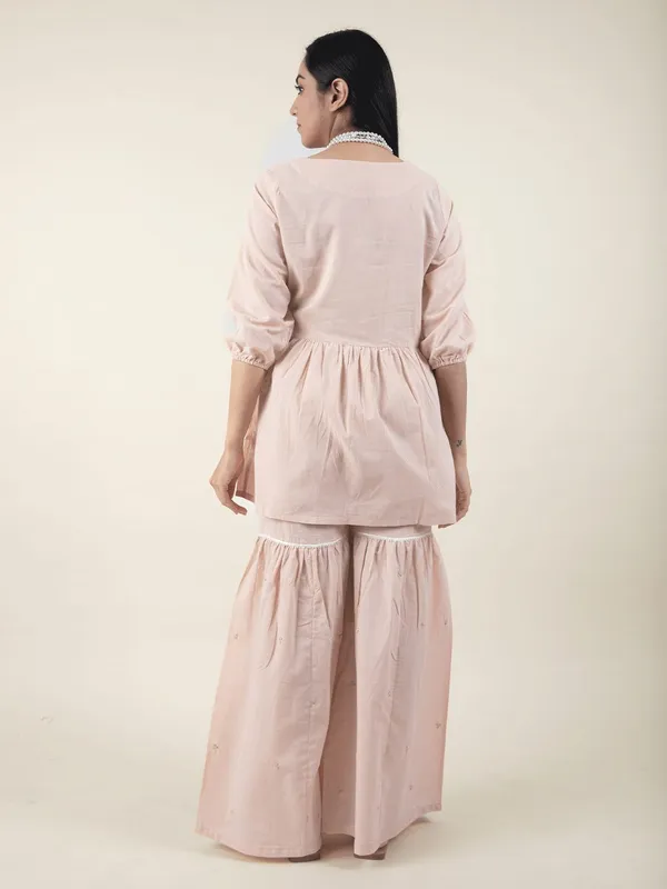Gajri_Zari_Embroidered_Cotton_Peplum_Kurta_-_XXL