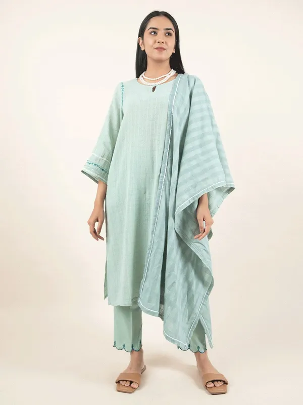 Green_Hand_Embroidered_Cotton_Kurta_Paired_With_Matching_Pant_And_Dupatta