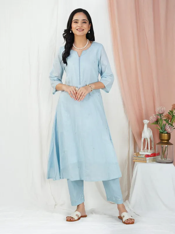 Sky_Blue_Embroidered_Cotton_Silk_Anarkali_Kurta_Paired_With_Matching_Pant_-_XXL