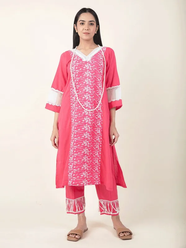 Pink_Embroidered_Cotton_Kurta_With_Matching_Pant_And_Dupatta_-_XXL