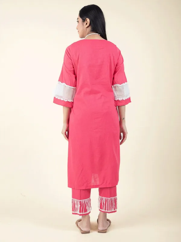Pink_Embroidered_Cotton_Kurta_With_Matching_Pant_And_Dupatta_-_XXL