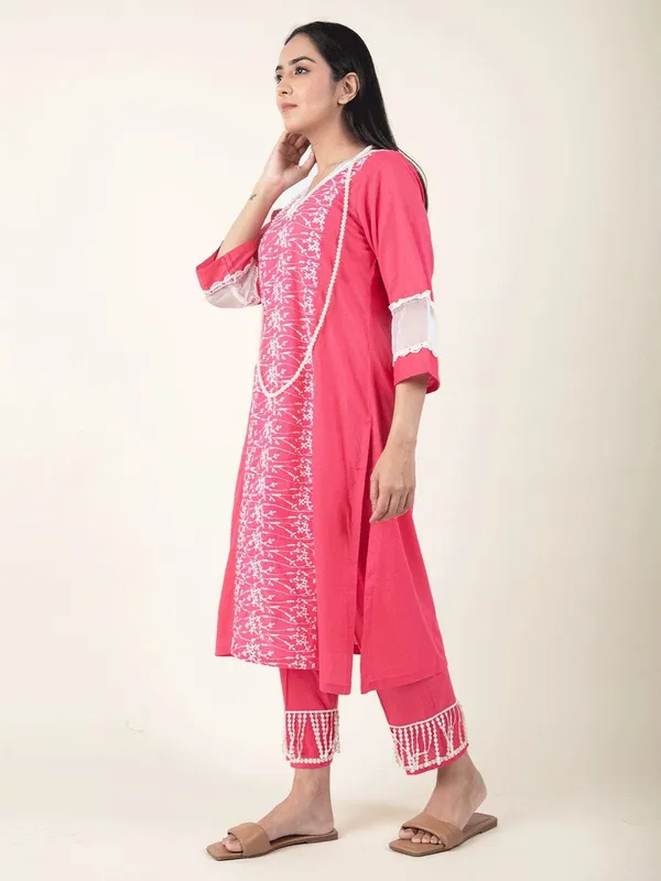 Pink_Cotton_Embroidered_Kurta_-_XXL