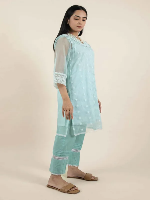 Sea_Green_Embroidered_Organza_Kurta__matching_Pants_and_dupatta_-_XS