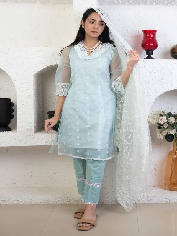 Sea_Green_Embroidered_Organza_Kurta__matching_Pants_and_dupatta_-_XS