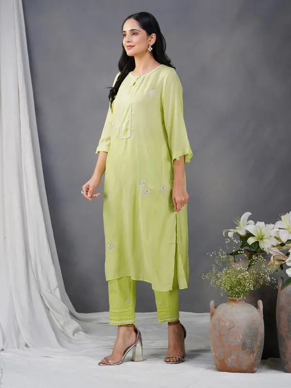 Lime_Green_Embroidered_Cotton_Silk_Kurta_With_Matching_Pant_And_Dupatta_-_XXL
