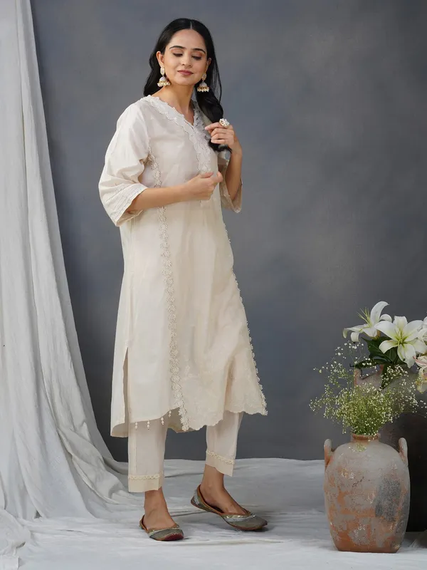 Rose_Gold_Embroidered_Cotton_Kurta_Paired_With_Matching_Pant_-_XXL