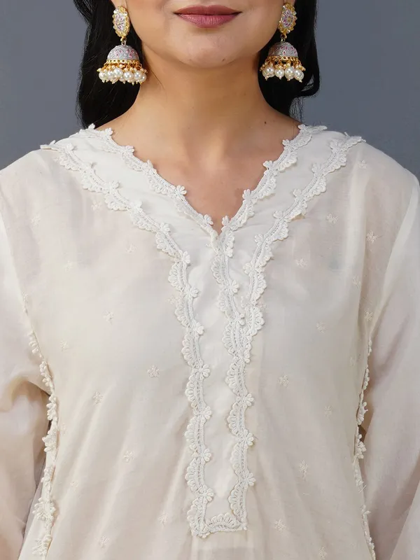 Rose_Gold_Embroidered_Cotton_Kurta_Paired_With_Matching_Pant_-_XXL