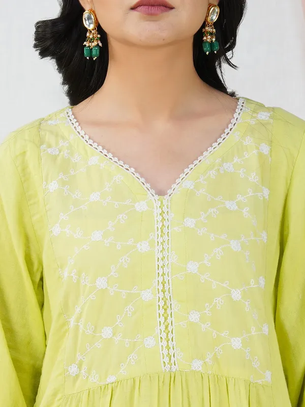 Lime_Green_Embroidered_Cotton_Kurta_Paired_With_Matching_Pant_-_XXL