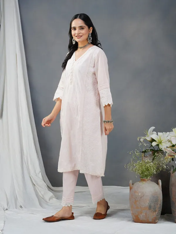 Pink_Embroidered_Cotton_kurta_Paired_With_Matching_Pant_-_XXL