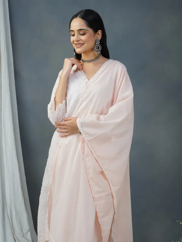 Pink_Embroidered_Cotton_kurta_Paired_With_Matching_Pant_And_Dupatta_-_XXL