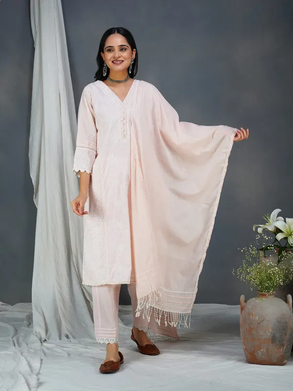 Pink_Embroidered_Cotton_kurta_Paired_With_Matching_Pant_And_Dupatta_-_XXL