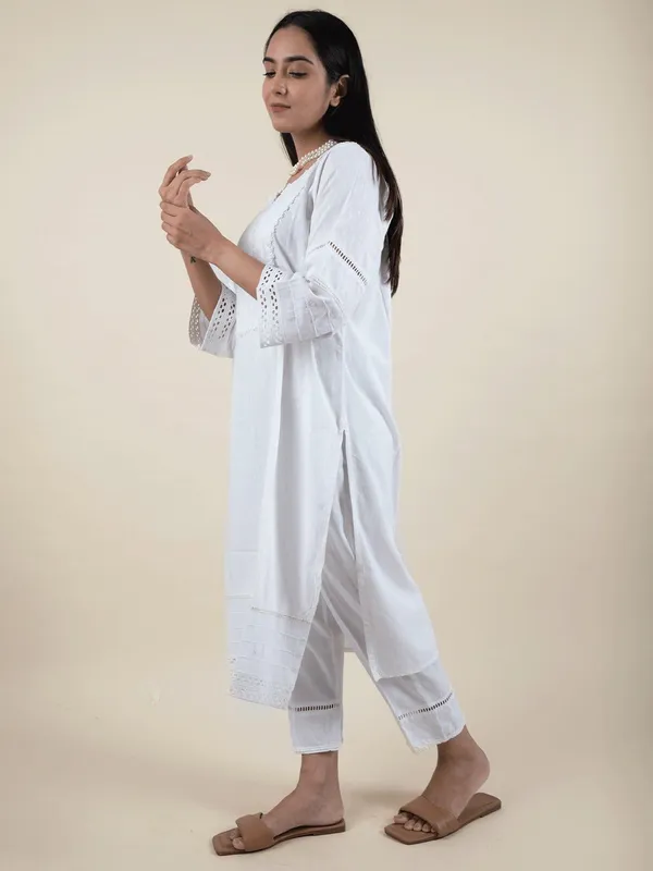 White_Cotton_kurta_Paired_With_Matching_Pant_-_XXL