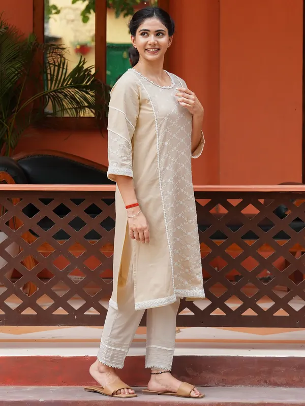 Beige_Embroidered_Cotton_Kurta_with_Pintuck_Pant_-_Set_of_2_-_XXL