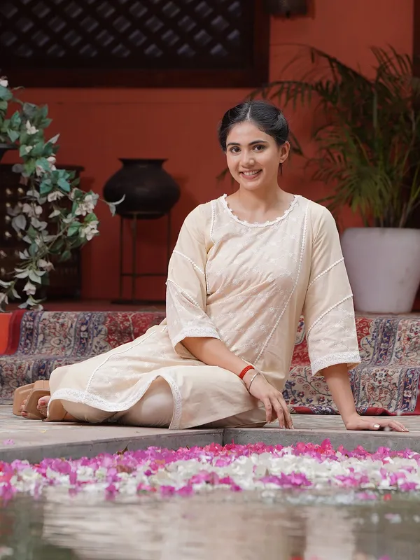 Beige_Embroidered_Cotton_Kurta_with_Pintuck_Pant_-_Set_of_2_-_XXL