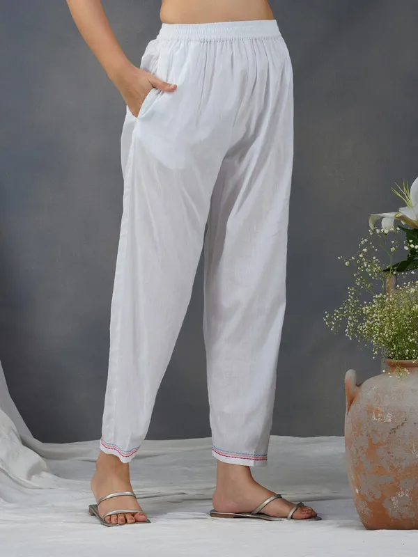 White_Multicolor_Embroidered_Cotton_Kurta_With_Matching_Pant_And_Dupatta_-_XXL