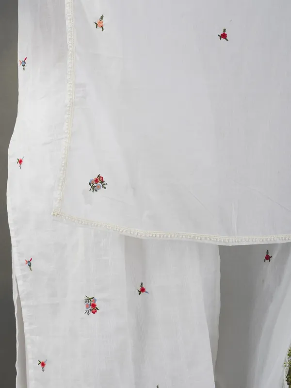 White_Multicolor_Embroidered_Cotton_Kurta_With_Matching_Pant_And_Dupatta_-_XXL