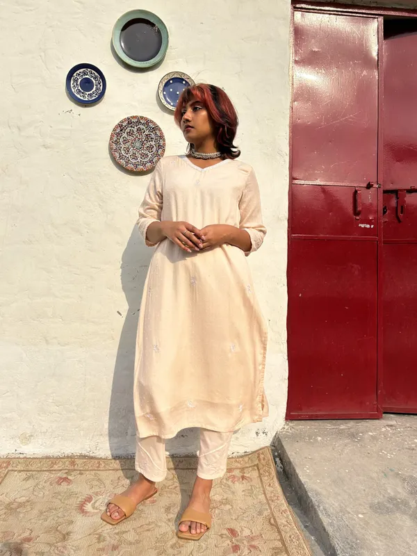 Peach_Embroidered_Cotton_Kurta_Paired_With_Matching_Pant_-_XXL