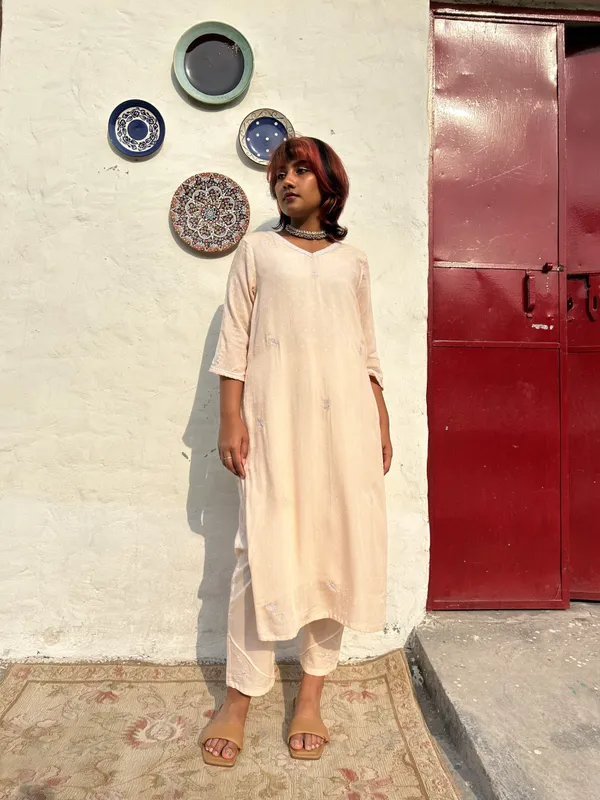 Peach_Embroidered_Cotton_Kurta_Paired_With_Matching_Pant_-_XXL