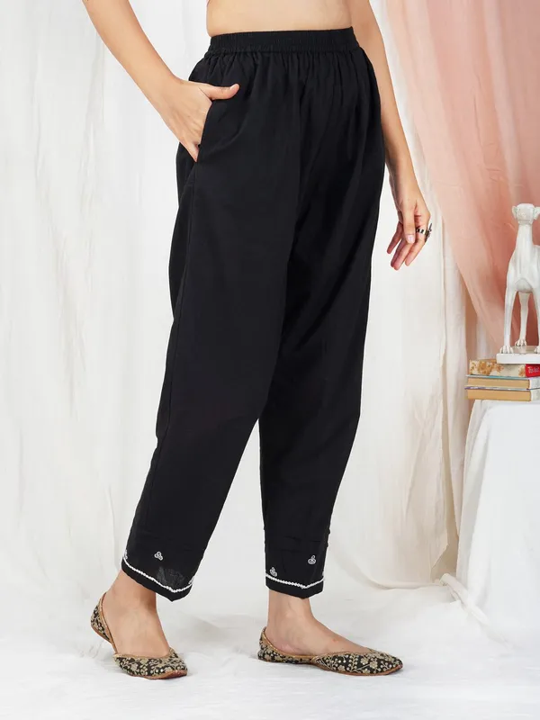 Black_Embroidered_Cotton_Anarkali_Kurta_Paired_With_Matching_Pant_-_XXL