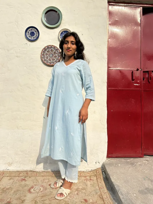 Peach_Embroidered_Cotton_Kurta_Paired_With_Matching_Pant_-_XXL