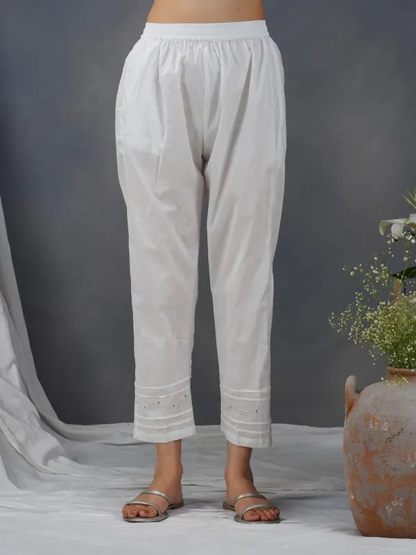 White_Embroidered_Cotton_Modal_Anarkali_Kurta_Paired_With_Matching_Pant_-_XXL