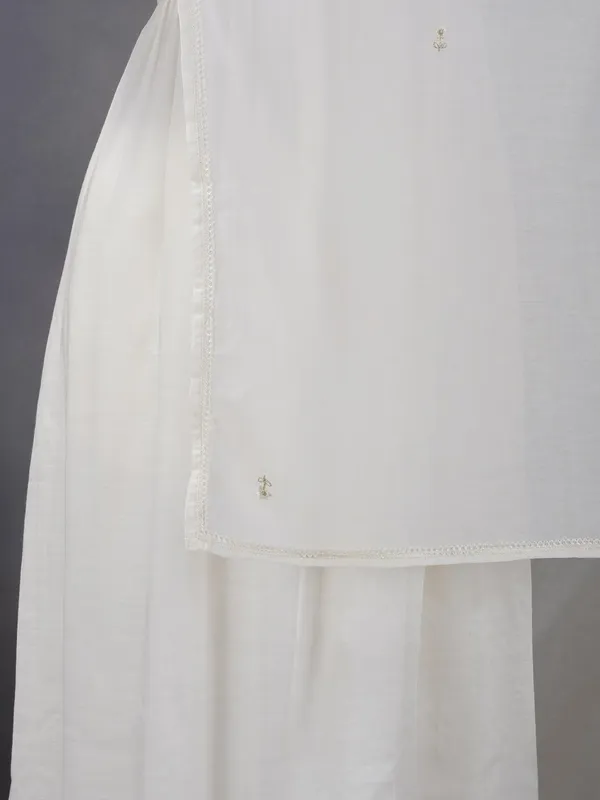 White_Embroidered_Cotton_Modal_Anarkali_Kurta_With_Matching_Pant_And_Dupatta_-_XXL