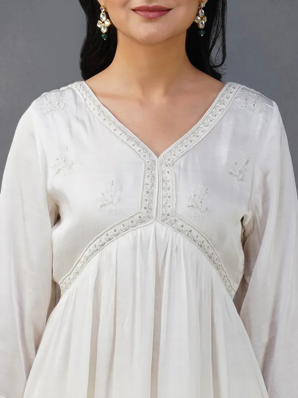 White_Embroidered_Cotton_Modal_Anarkali_Kurta_With_Matching_Pant_And_Dupatta_-_XXL