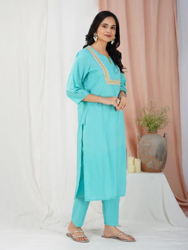 Firozi_Kantha_Embroidered_Cotton_Kurta_With_Matching_Pant_And_Dupatta_-_XXL