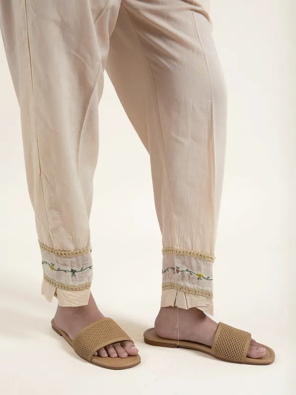 Beige_colorful_Hand_Embroidered_Cotton_Kurta_Paired_With_Matching_Pant_-_XXL