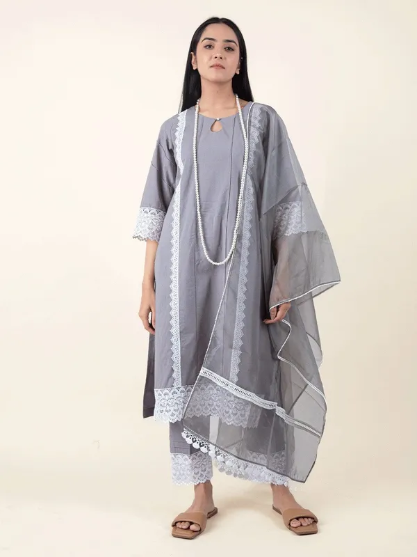 Grey_Pintuck_Cotton_Kurta_With_Matching_Pant_And_Dupatta_-_XXL