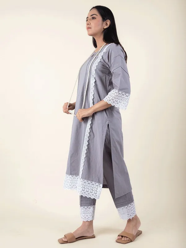 Grey_Pintuck_Cotton_Kurta_With_Matching_Pant_And_Dupatta_-_XXL