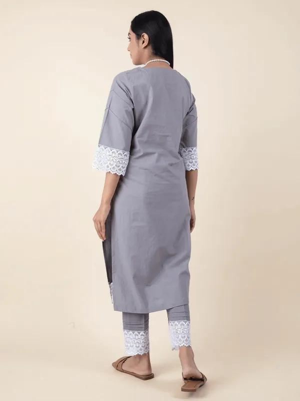 Grey_Pintuck_Cotton_Kurta_With_Matching_Pant_And_Dupatta_-_XXL