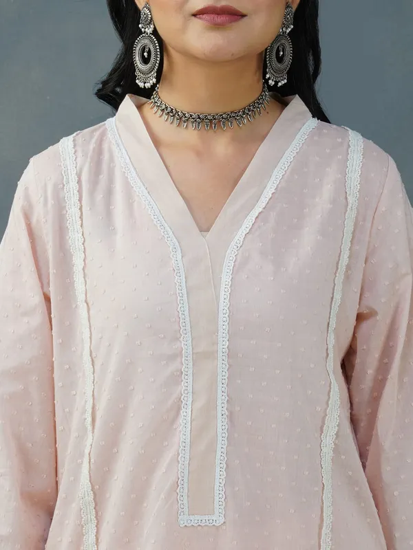 Peach_Embroidered_Cotton_Dobby_Kurta_-_XXL