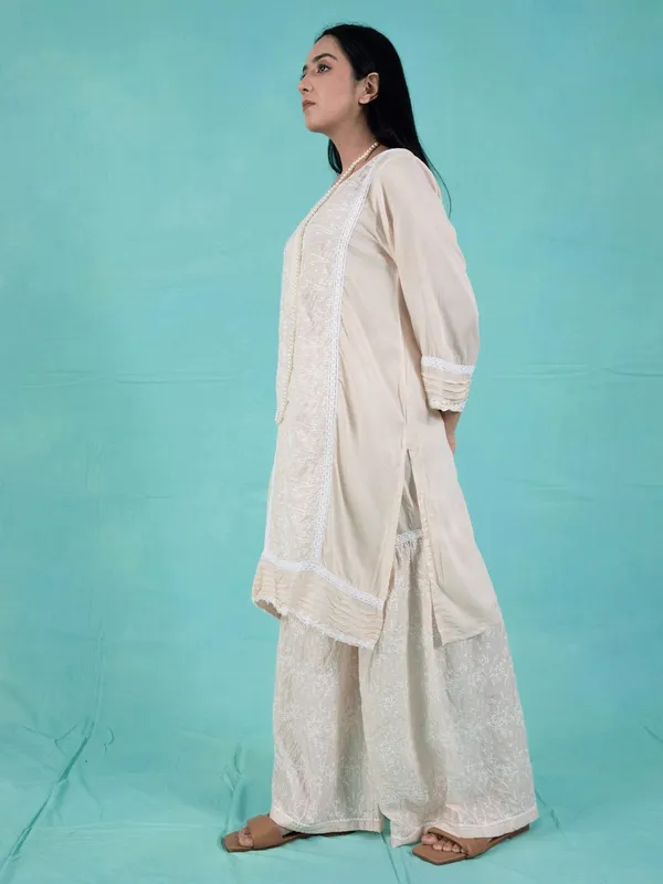 Pink_Cotton_Embroidered_Kurta_Paired_With_Matching_Pant_-_XXL