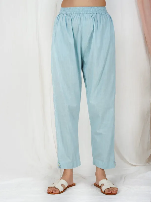 Blue_Kantha_Embroidered_Work_Cotton_Kurta_Paired_With_Matching_Pant_-_XXL