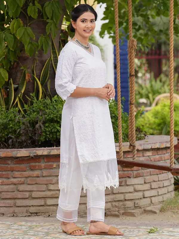 White_Embroidered_Cotton_Kurta_with_Lace_Pant_-_Set_of_2_-_XXL