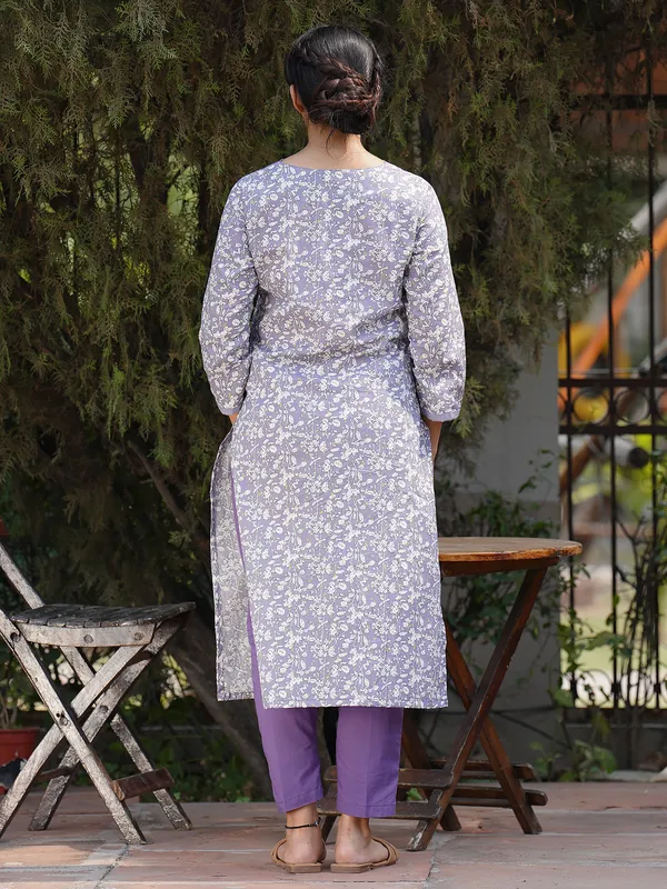 Lavender_White_Printed_Cotton_Kurta_with_Cotton_Pant_-_Set_of_2_-_XXL