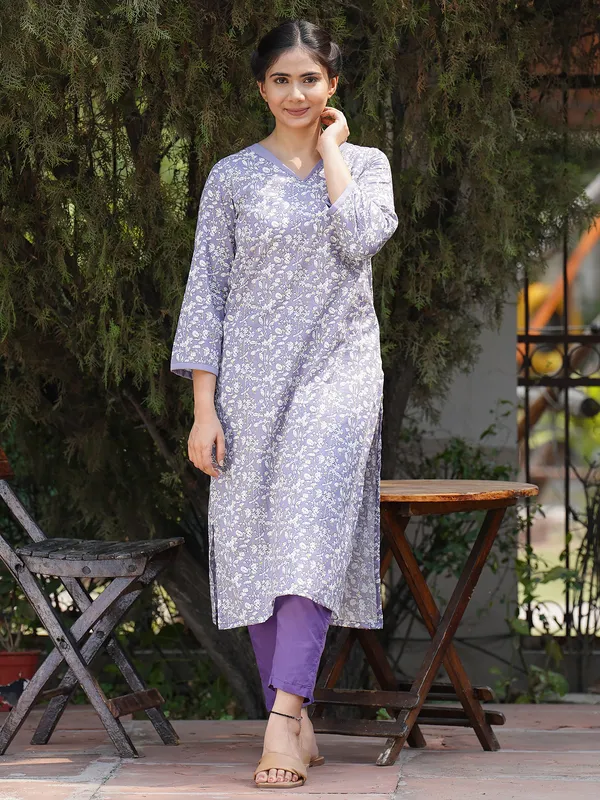 Lavender_White_Printed_Cotton_Kurta_with_Cotton_Pant_-_Set_of_2_-_XXL