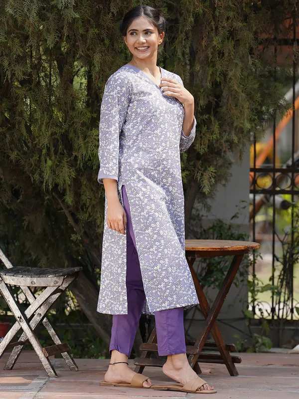Lavender_White_Printed_Cotton_Kurta_with_Cotton_Pant_-_Set_of_2_-_XXL