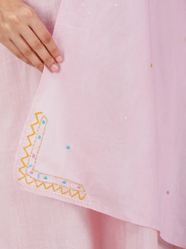 Pink_Kantha_Embroidered_Cotton_Kurta_With_Matching_Pant_And_Dupatta_-_XXL