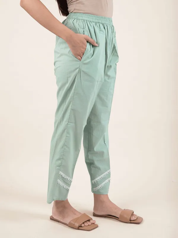 Green_Embroidered_Cotton_Kurta_Paired_With_Matching_Pant_-_XXL