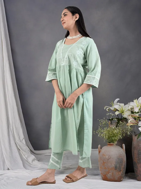 Green_Embroidered_Cotton_Kurta_Paired_With_Matching_Pant_-_XXL