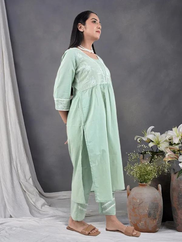 Green_Embroidered_Cotton_Kurta_Paired_With_Matching_Pant_-_XXL