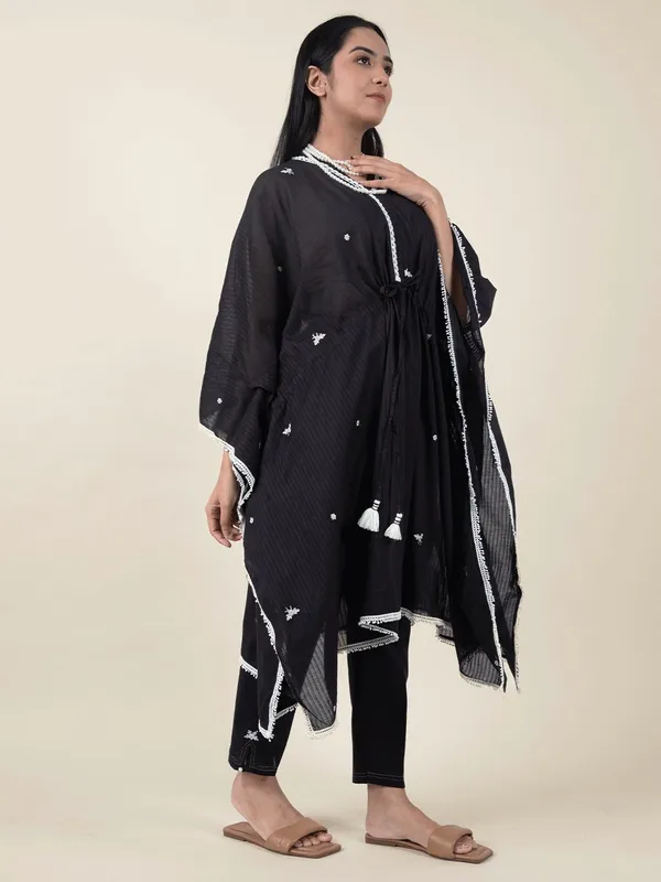 Black_Cotton_Kaftan_with_Belt_Paired_With_Matching_Pant_-_XXL