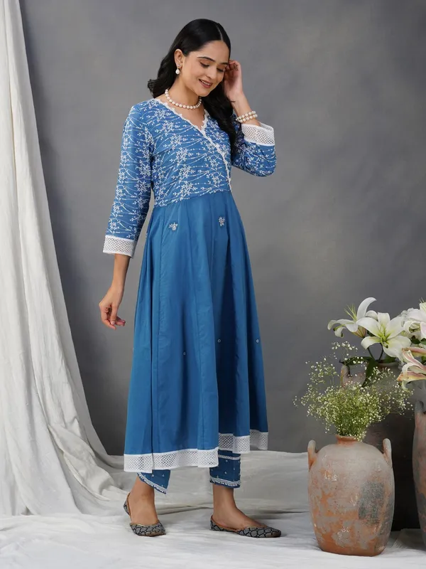 Blue_Embroidered_Cotton_Anarkali_Kurta_Paired_With_Matching_Pant_-_XXL