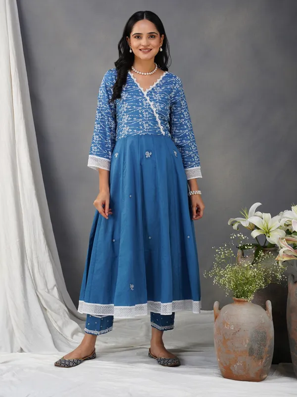Blue_Embroidered_Cotton_Anarkali_Kurta_Paired_With_Matching_Pant_-_XXL