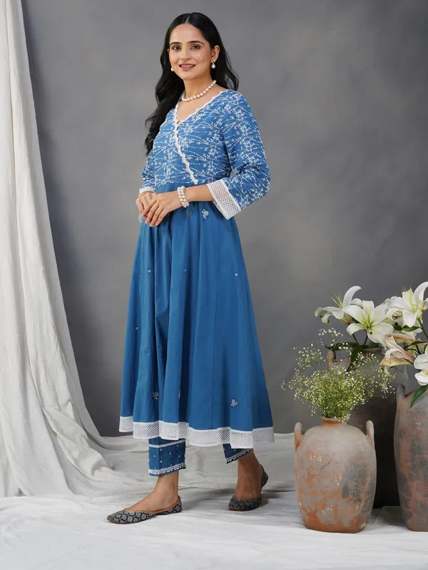 Blue_Embroidered_Cotton_Anarkali_Kurta_-_XXL